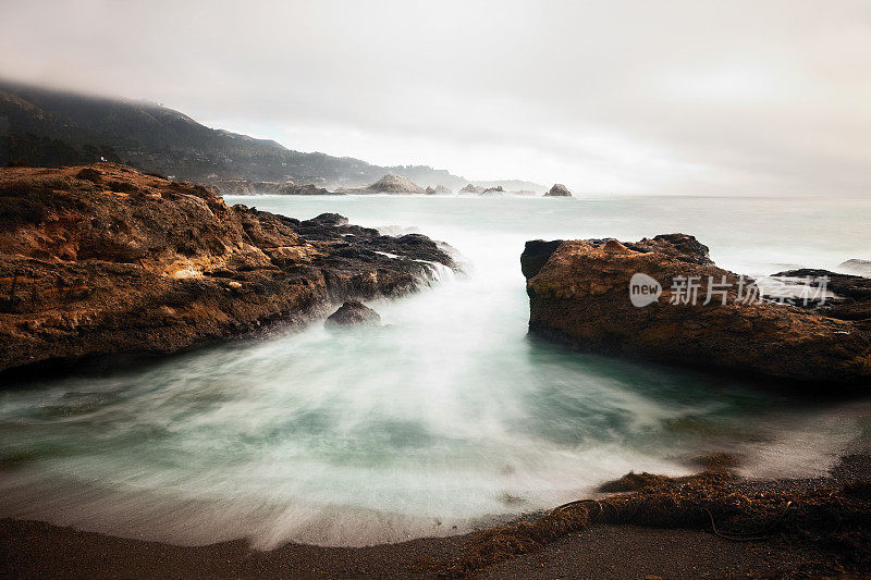 Point Lobos岩石海岸线